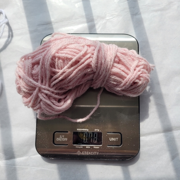 Leftover Yarn Bundle - Picture 4 of 5